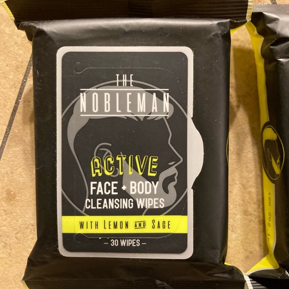 The Nobleman cleansing wipes 2 pack - Picture 2 of 3